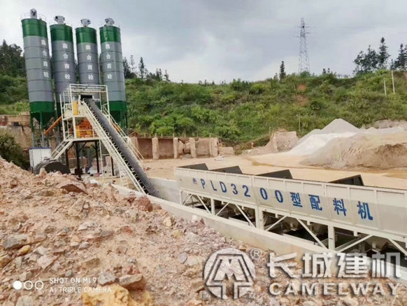 強(qiáng)制式混凝土攪拌站規(guī)格型號(hào)大全