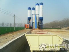 90攪拌站設(shè)備是幾方機(jī),實(shí)際每小時(shí)能出多少料
