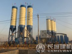 雙機(jī)120攪拌站一小時(shí)產(chǎn)量，120雙線攪拌站價(jià)格